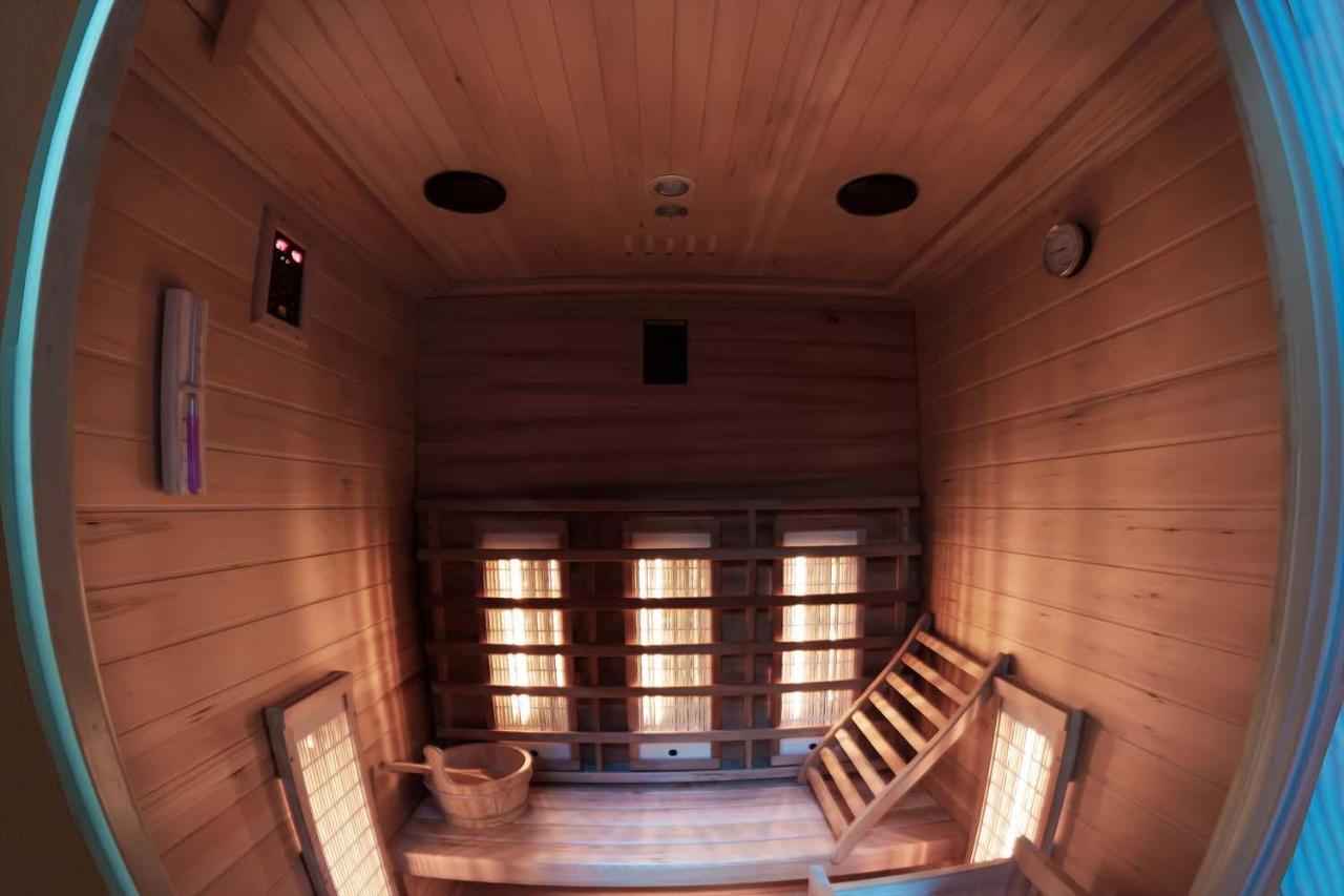 La Kaz Rhumantique Sauna And Spa Privatif La Rivière-Saint-Sauveur Exterior foto